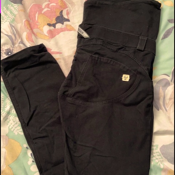 Maternity Freddy Jeans - Picture 1 of 4